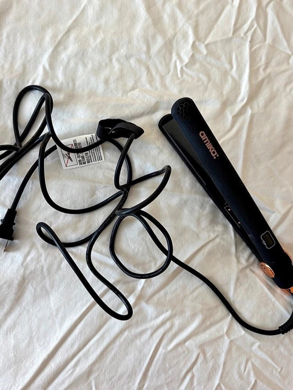 amika Hair Straightener